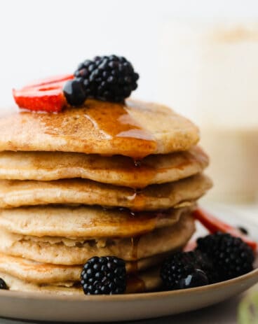 Soft and Fluffy Gingerbread Pancakes - 69