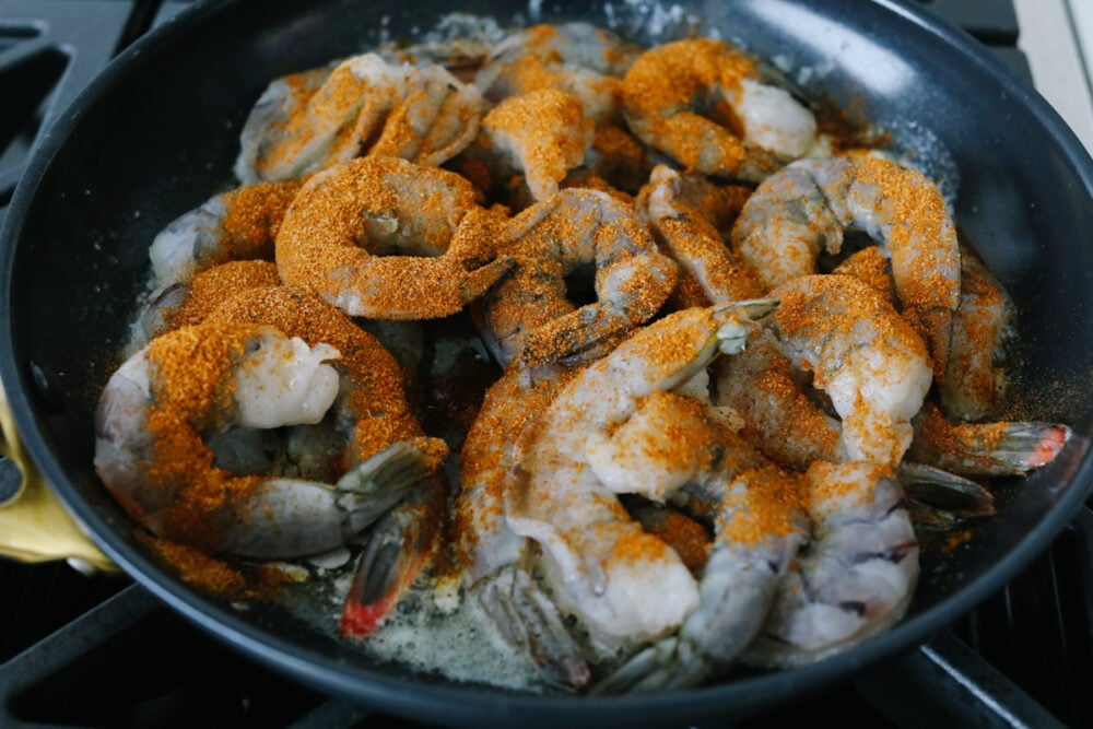 https://therecipecritic.com/wp-content/uploads/2021/08/cajunshrimphowto-1-1000x667.jpg