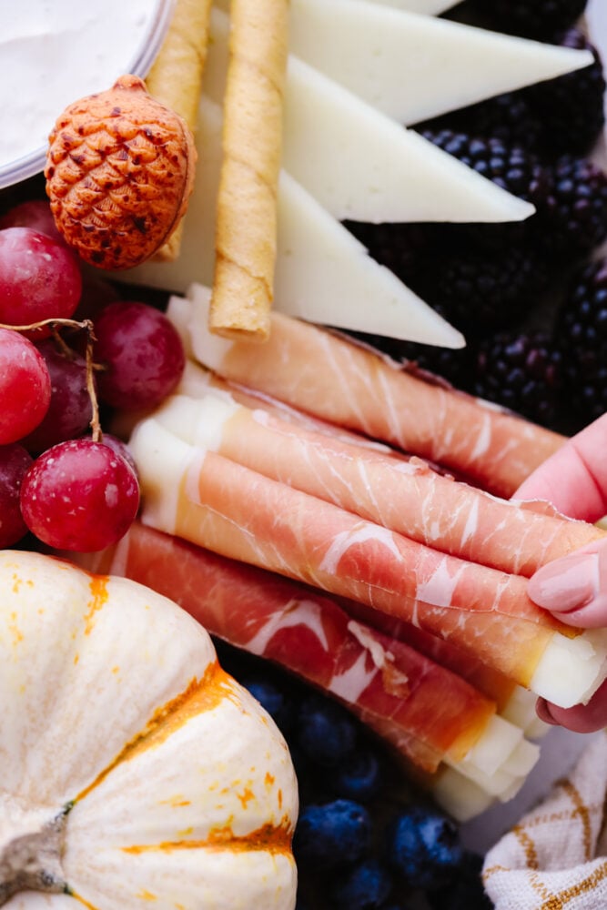 The Best Fall Charcuterie Board - 25