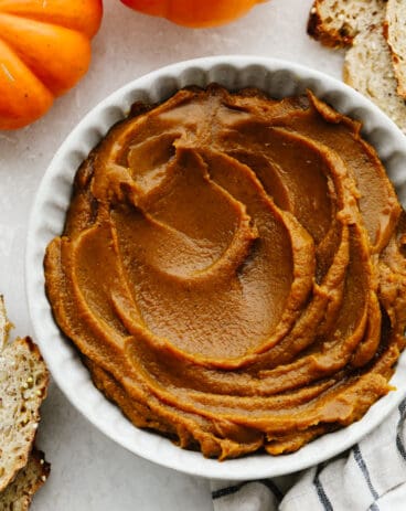 Quick and Easy Pumpkin Hummus Recipe - 8