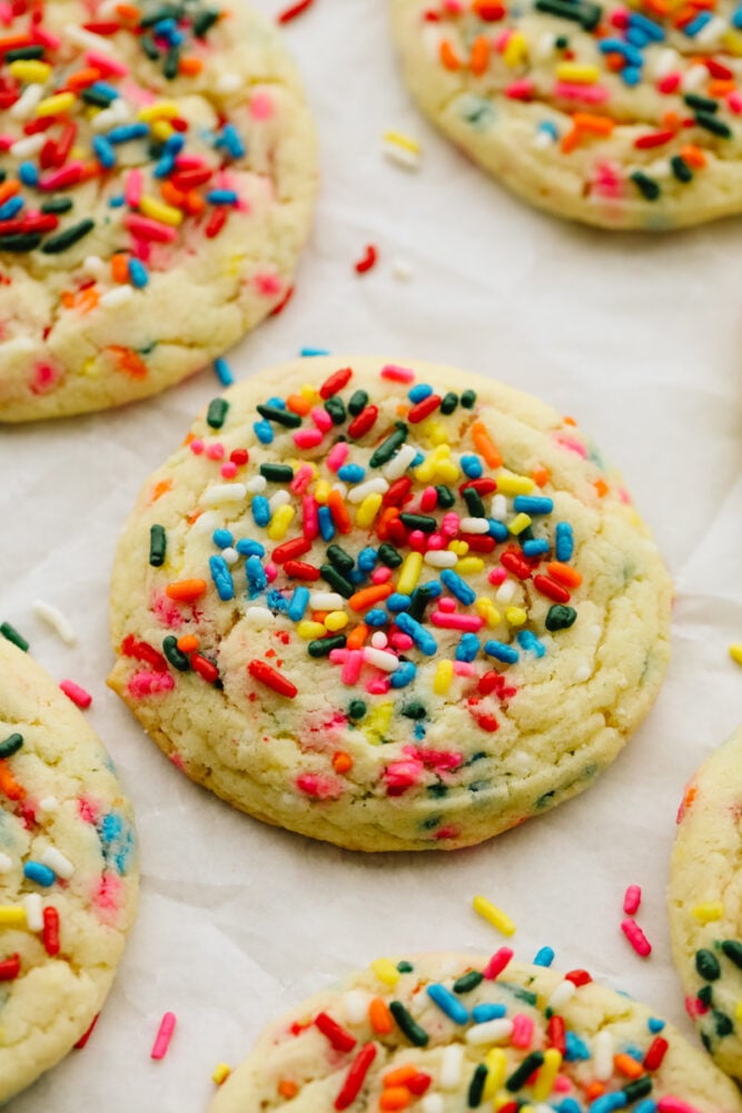 A sprinkle cookie. 