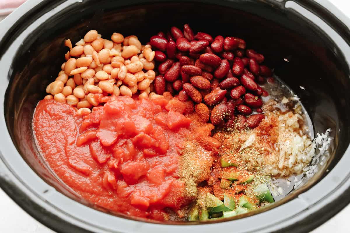 Easy Crockpot Chili Recipe | The Recipe Critic