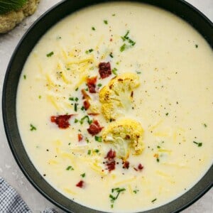 Creamy and Delicious Cauliflower Soup Recipe - 39