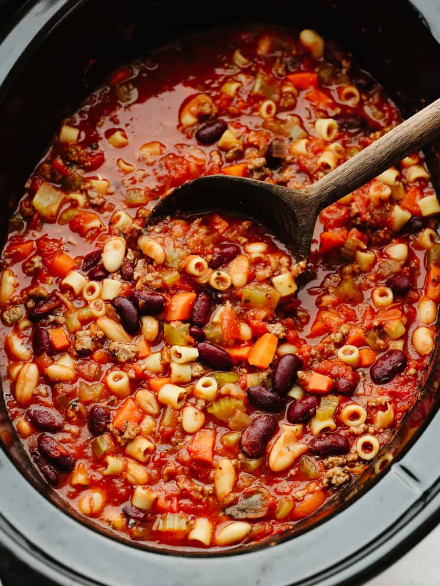 https://therecipecritic.com/wp-content/uploads/2022/01/pastaefagioli.jpg