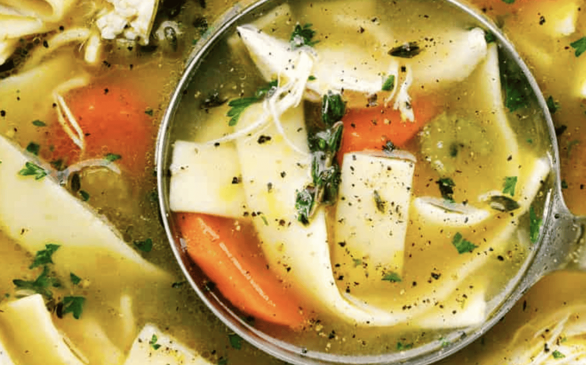 Literally the BEST Chicken Noodle Soup - The Recipe Critic