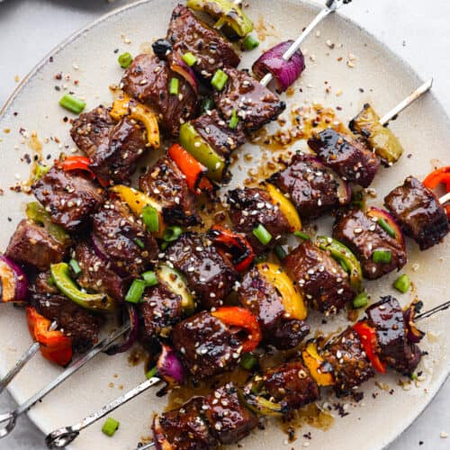 Grilled Asian Garlic Steak Skewers | The Recipe Critic