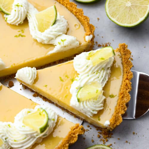 Key Lime Tart With a Graham Cracker Crust | The Recipe Critic