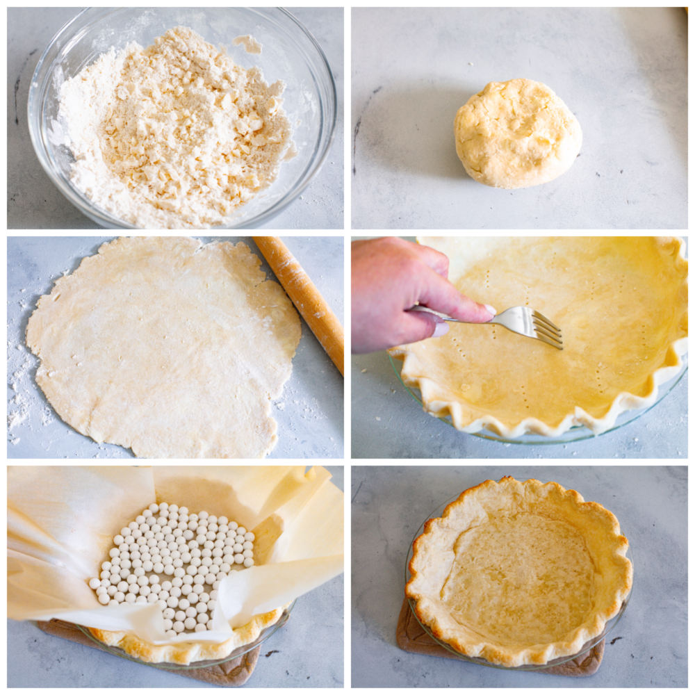Collage di 6 foto di ingredienti della crosta della torta che vengono mescolati insieme e poi cotti al forno usando i pesi della torta.