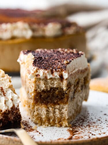 Tiramisu Cheesecake | The Recipe Critic