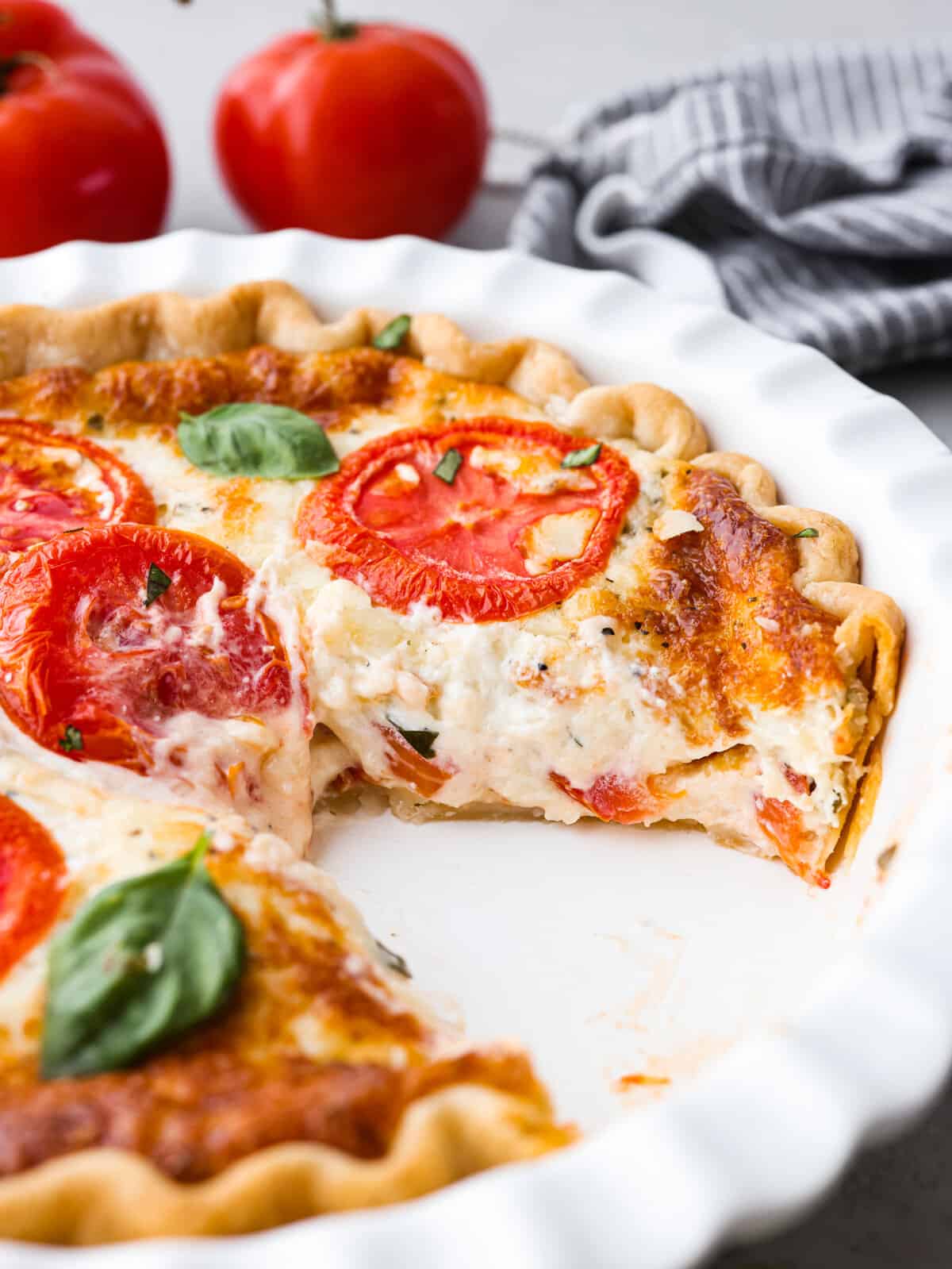 The Best Tomato Pie | The Recipe Critic