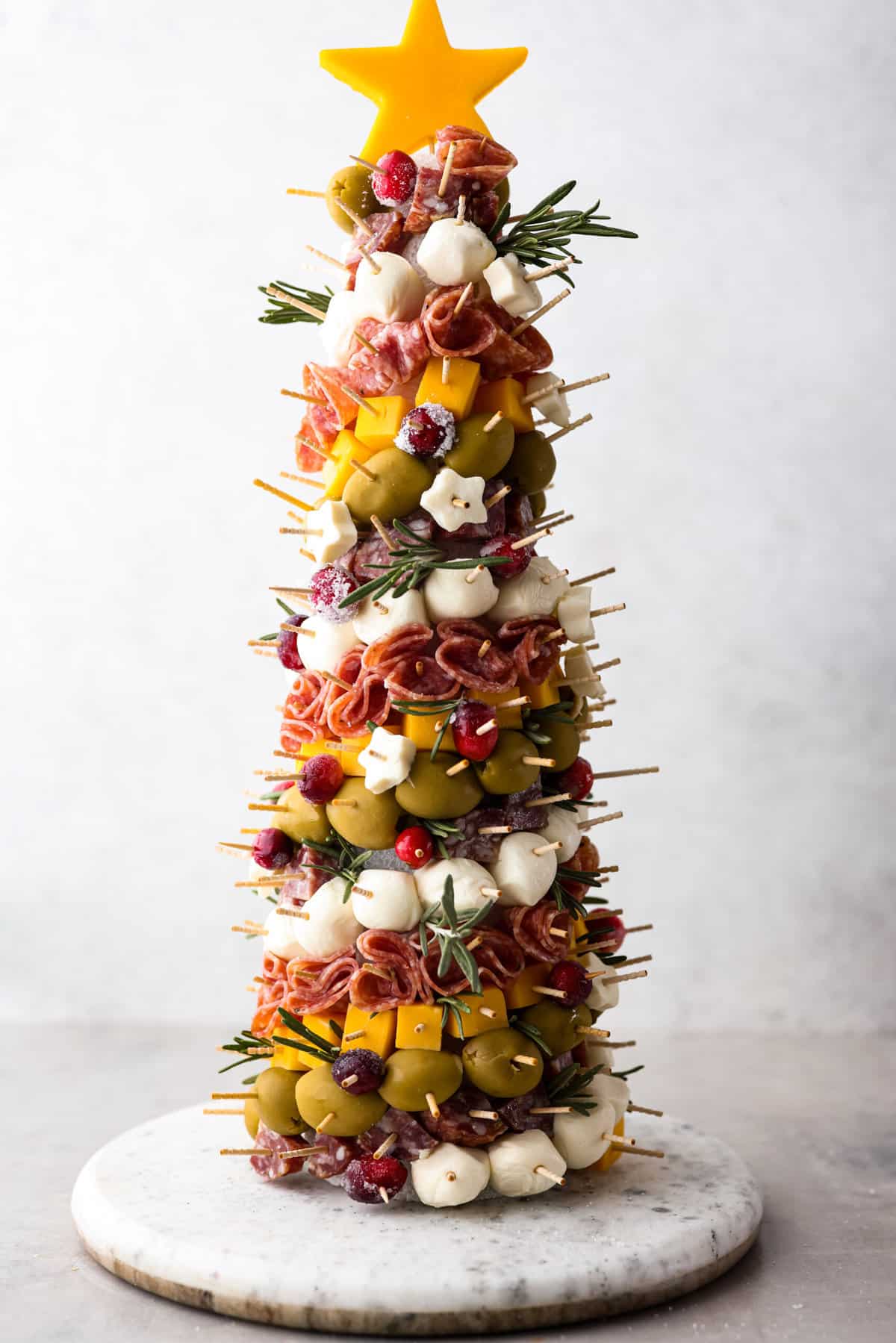 Christmas Tree Charcuterie Board | The Recipe Critic