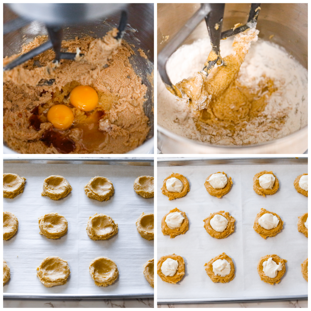 4 imágenes que muestran el proceso de mezclar la masa para galletas en una batidora, agregarlas a una bandeja para hornear y cubrirlas con una mezcla de queso crema. 