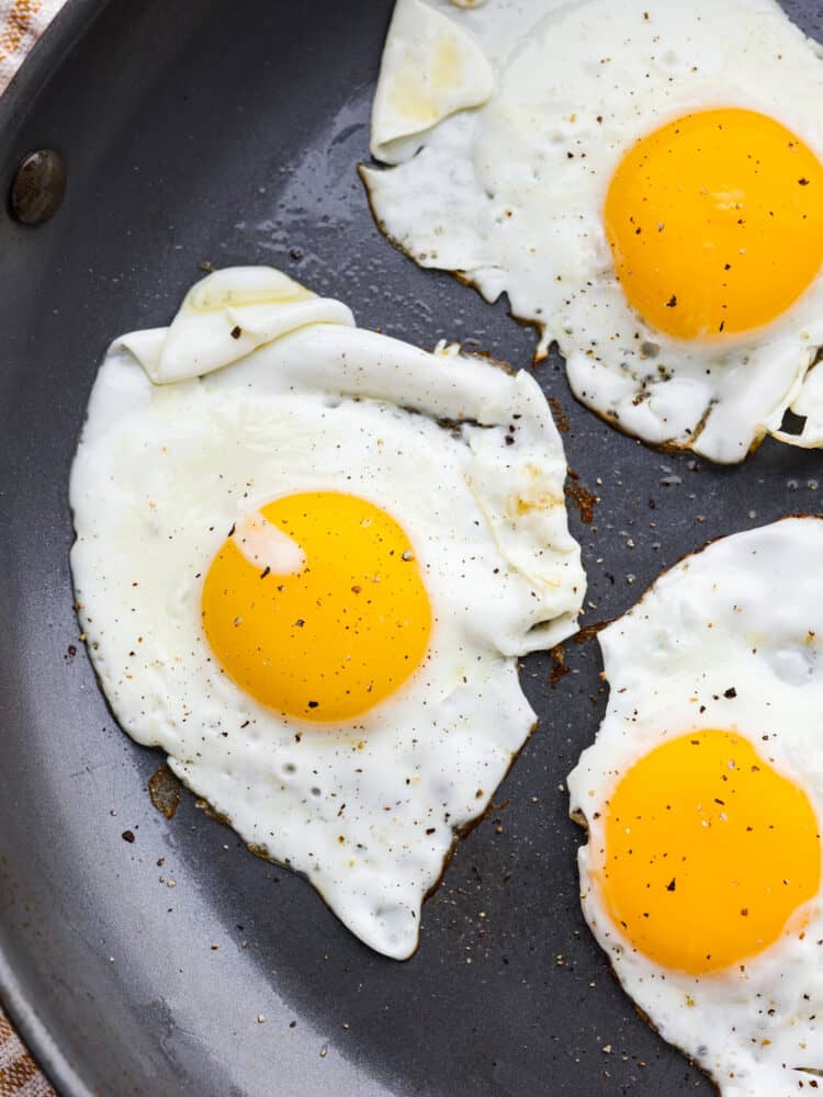 Fried Eggs, Sunny Side Up Recipe 