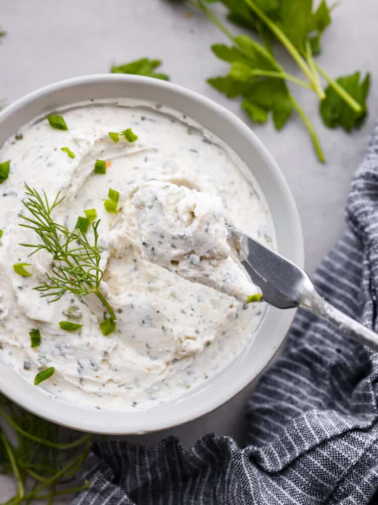 Garlic Herb Cream Cheese | The Recipe Critic