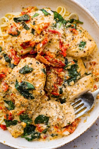 Crockpot Tuscan Chicken | The Recipe Critic