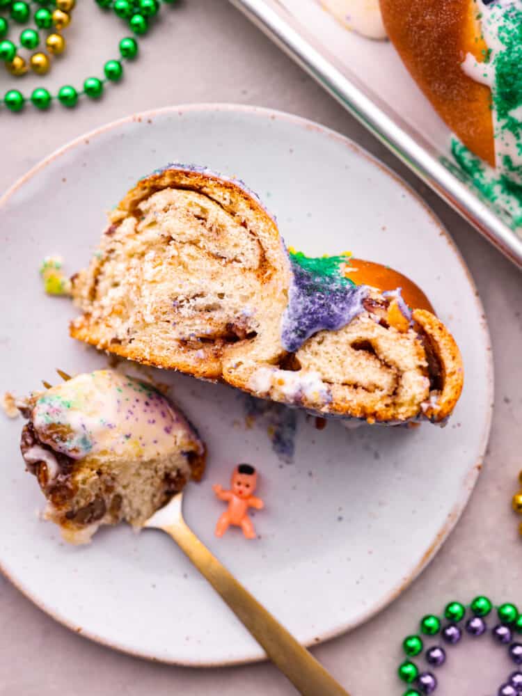 King Cake  The Perfect Mardi Gras Dessert   - 61