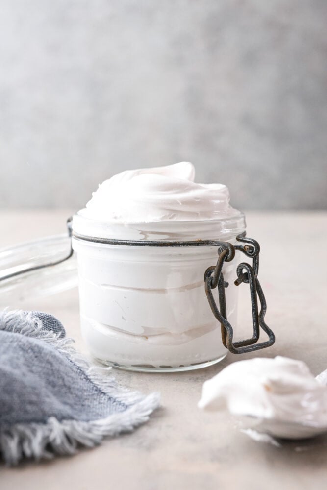 Homemade Marshmallow Fluff