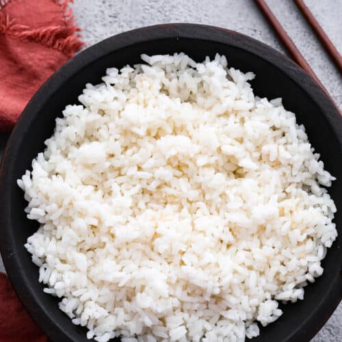 https://therecipecritic.com/wp-content/uploads/2023/03/sushi_rice-500x500.jpg