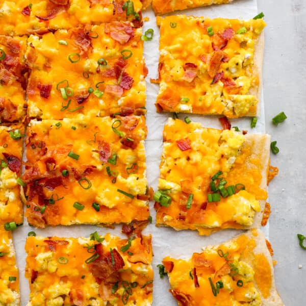 Bacon and Cheddar Breakfast Pizza Recipe | The Recipe Critic