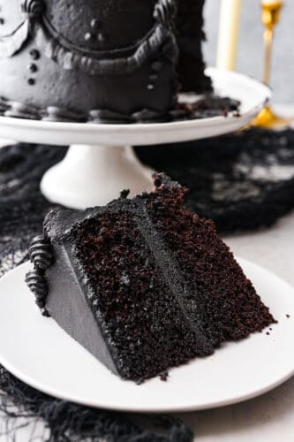 Black Velvet Cake Recipe The Recipe Critic   Black Velvet Cake 2 333x500 