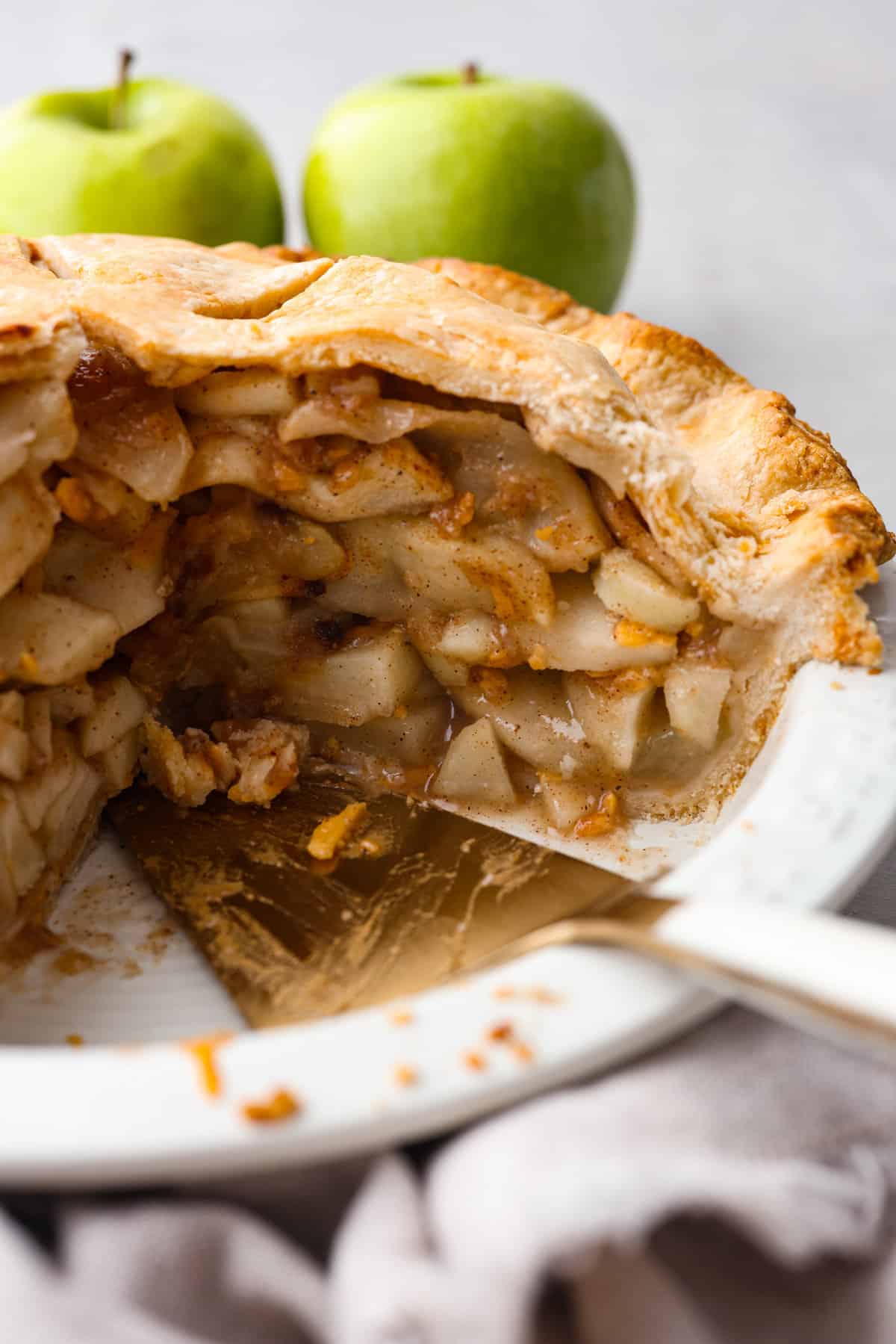 Apple Cheddar Pie (with a Cheddar Crust)