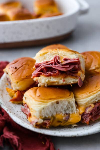 Beef and Cheddar Sliders (Arby's Copycat) | The Recipe Critic