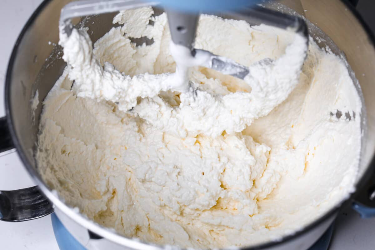 swiss-meringue-buttercream-3-1200x800.jpg