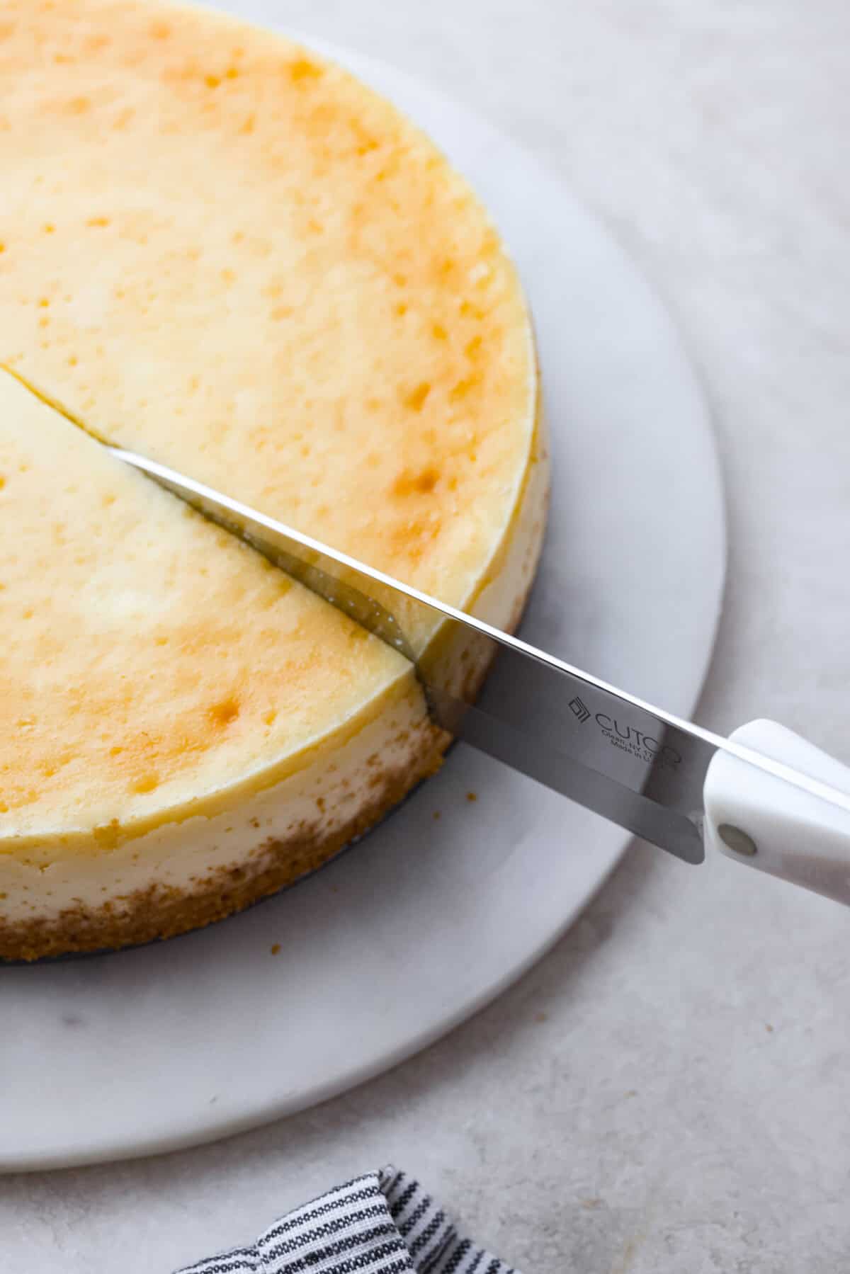 How to Make Cheesecake (The Ultimate Guide) - Red Chiles