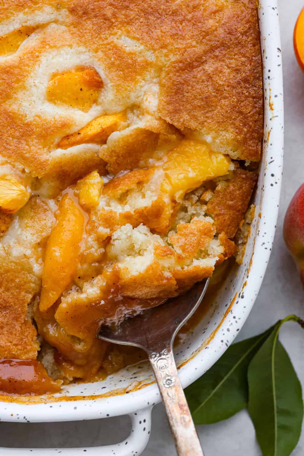 Old Fashioned Peach Cobbler | The Recipe Critic