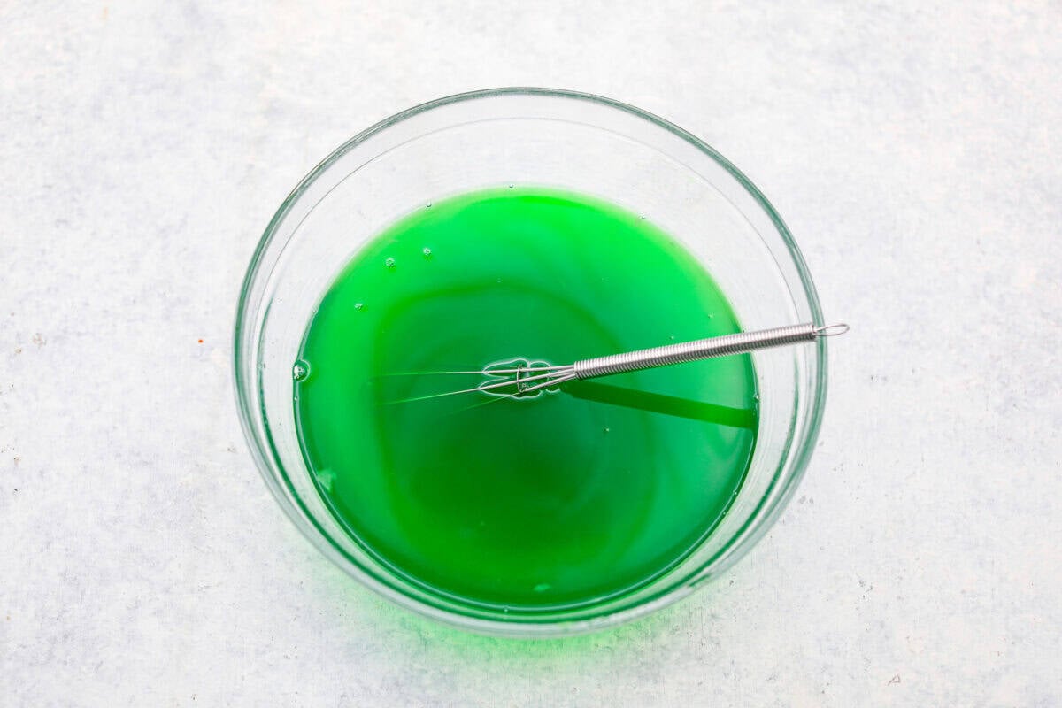 I gave the vintage lime Jello salad a modern makeover. With cream cheese for tang, pineapple and lime for zip, and a splash of 7-Up for that light, fizzy fluff, this retro-inspired treat is now a sweet, citrusy dream I know you guys will love! Lime gelatin mixed with water and pineapple juice.