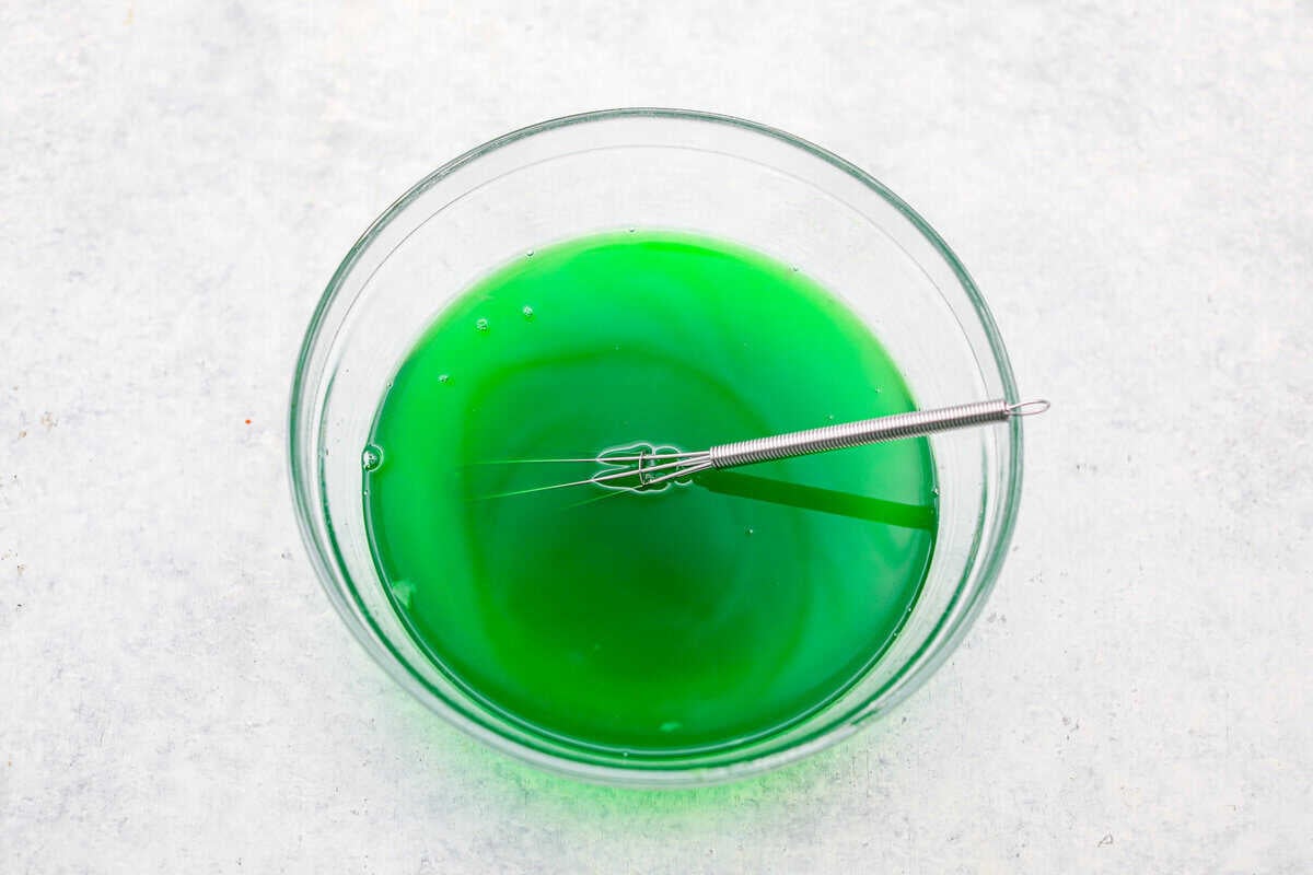 I gave the vintage lime Jello salad a modern makeover. With cream cheese for tang, pineapple and lime for zip, and a splash of 7-Up for that light, fizzy fluff, this retro-inspired treat is now a sweet, citrusy dream I know you guys will love! Lime gelatin mixed with water and pineapple juice.