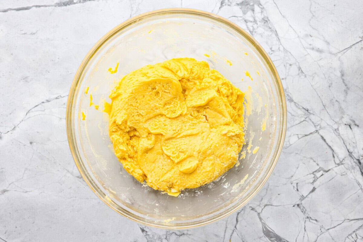 All of the ingredients mixed together in a bowl. 