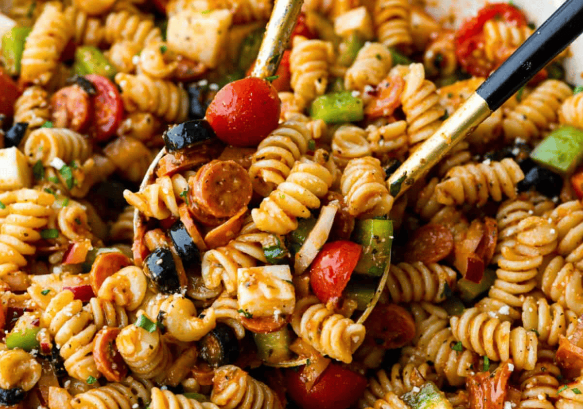 This Is What Happens When Pizza Meets Pasta Salad – The Recipe Critic