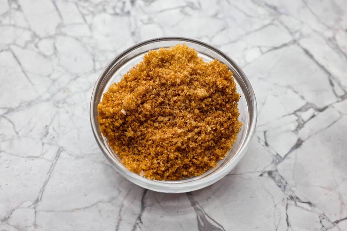Brown sugar and cinnamon mixture in a bowl. 