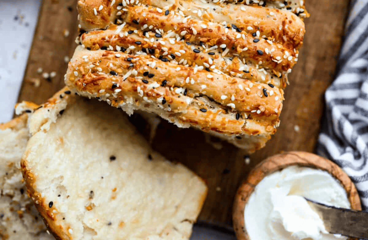This Pull Apart Bread Tastes Like Your Favorite Everything Bagel