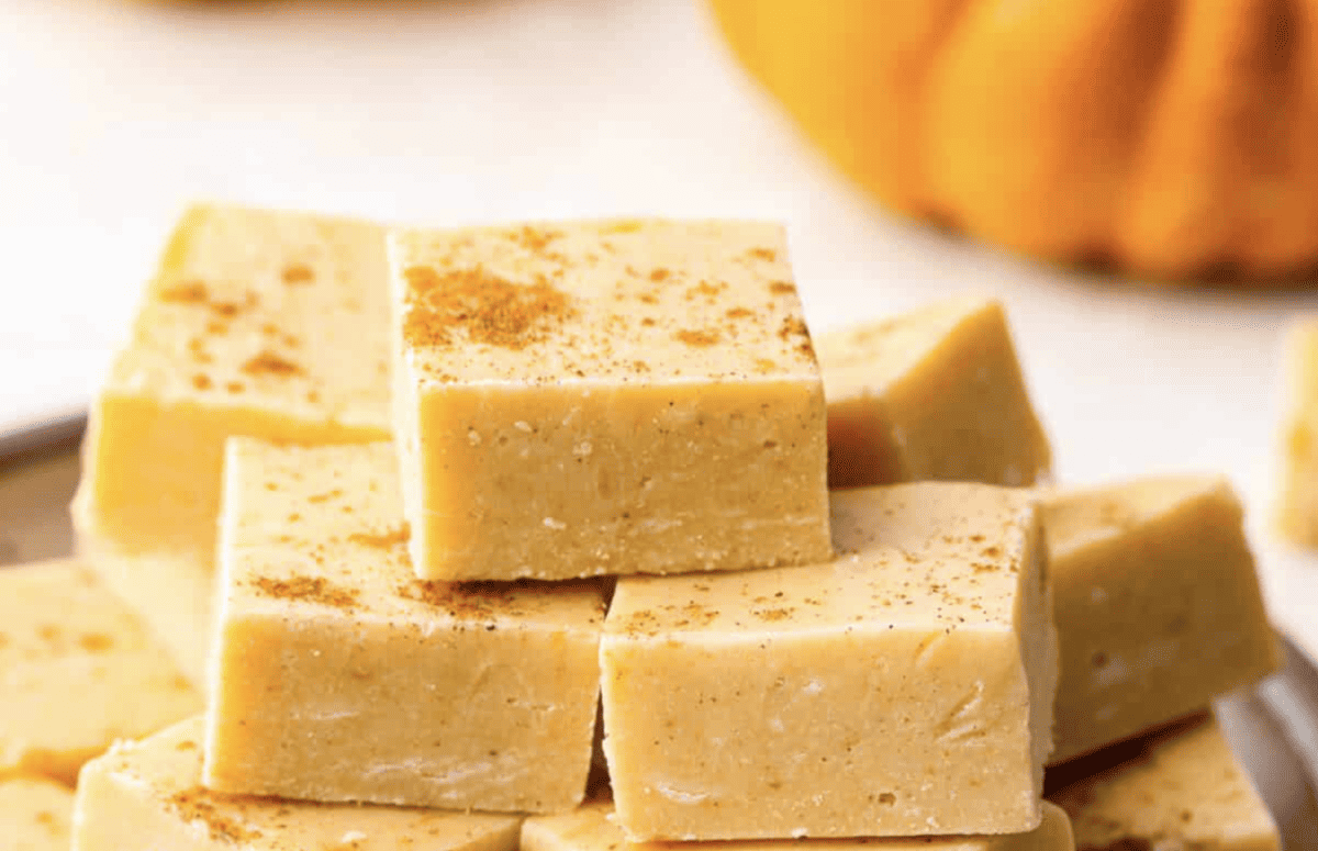 I Can’t Believe This Pumpkin Fudge Only Takes 4 Ingredients – The Recipe Critic